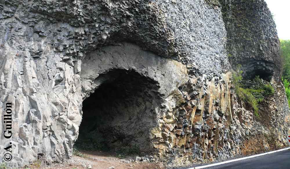 Tunnel de lave Monistrol d'Allier